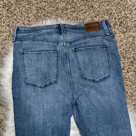 Madewell 11” Roadtripper Jeans - Picture 10 of 12